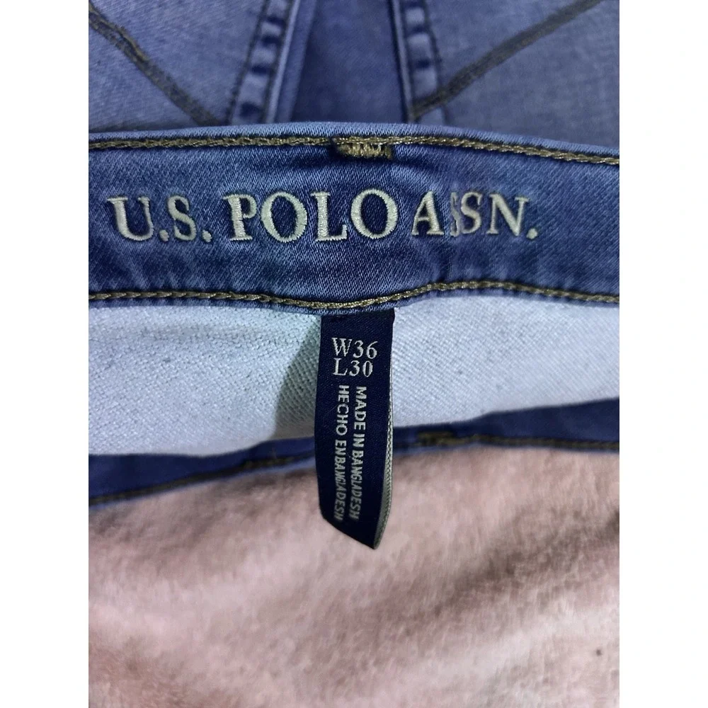 U.S. Polo‎ Assn Men's Jeans 36 X 30. Straight Leg. Medium Blue Wash
